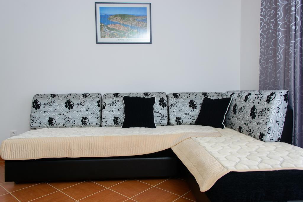 Apartments Mijo Трогир Номер фото